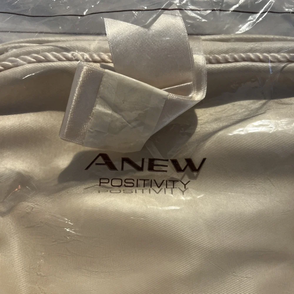 ANEW POSITIVITY‎ 2000 Vintage Avon Beauty Makeup-Cosmetic Bag SEALED!